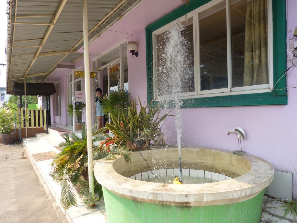 Hotel Silver Reef à Udon Thani Extérieur photo