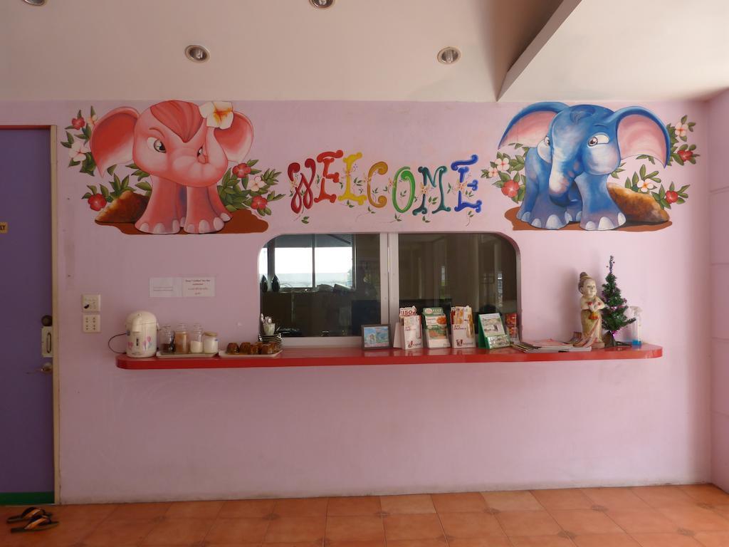 Hotel Silver Reef à Udon Thani Extérieur photo